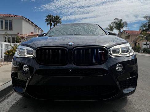 Used 2015 BMW X6 M image 8