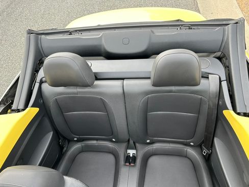 Used 2015 Volkswagen Beetle 1.8T image 11