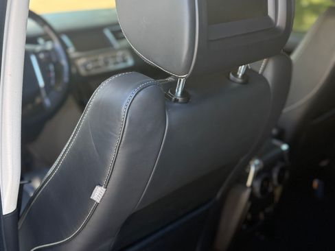 Used 2011 Land Rover Range Rover Sport Supercharged image 26