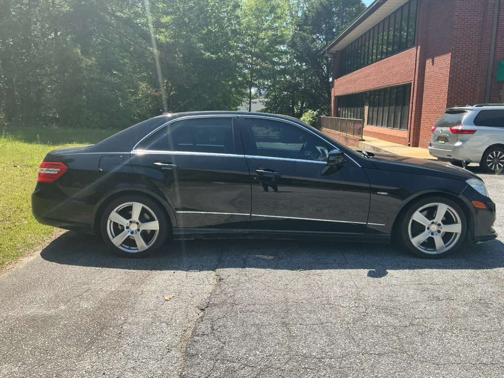 Used 2012 Mercedes-Benz E 350 Sedan image 5