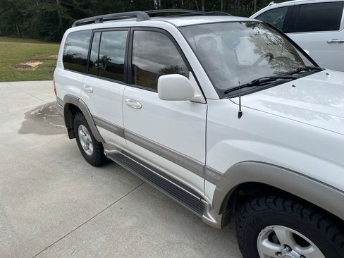 Used 2000 Toyota Land Cruiser image 4