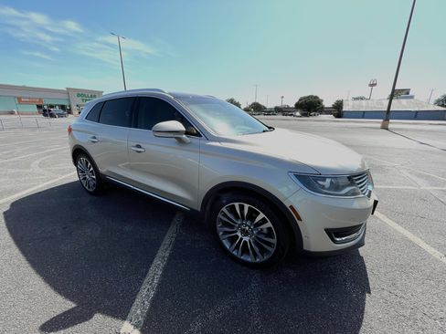 Used 2017 Lincoln MKX Reserve FWD image 22