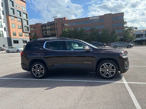 Used 2021 GMC Acadia SLT w/ Premium Package AWD/4WD image 6