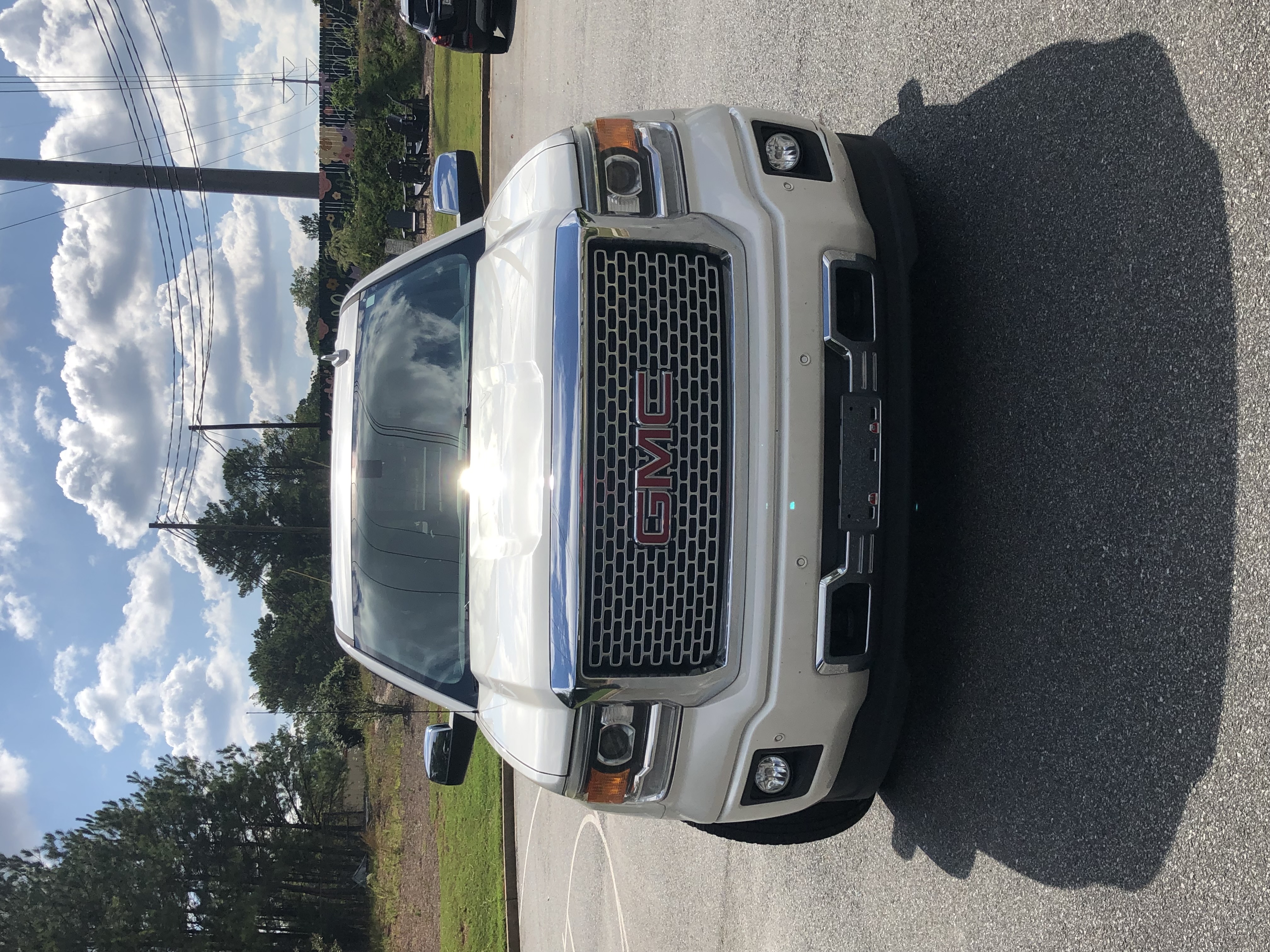 Used 2015 GMC Sierra 1500 Denali AWD/4WD image 1