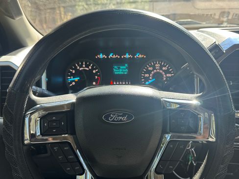 Used 2018 Ford F150 XLT image 14