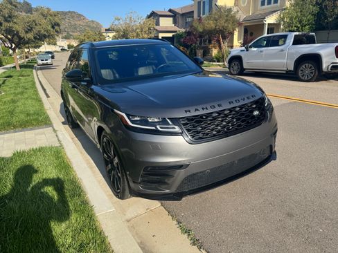 Used 2019 Land Rover Range Rover Velar R-Dynamic SE image 5