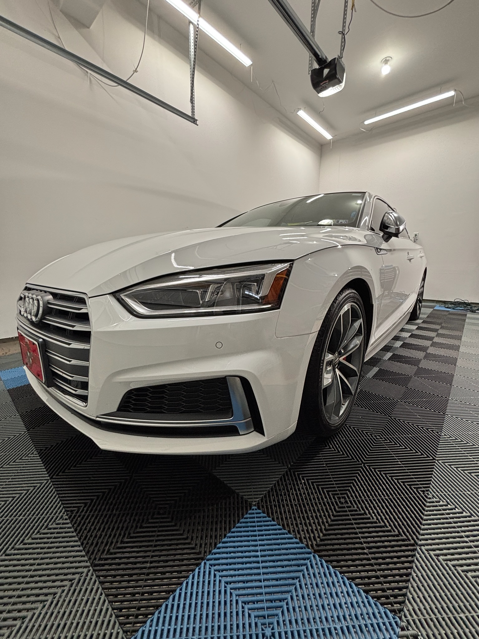 Used 2018 Audi S5 Premium Plus w/ Navigation Package AWD/4WD image 2