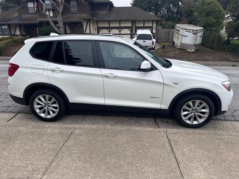Used 2017 BMW X3 xDrive28i image 4