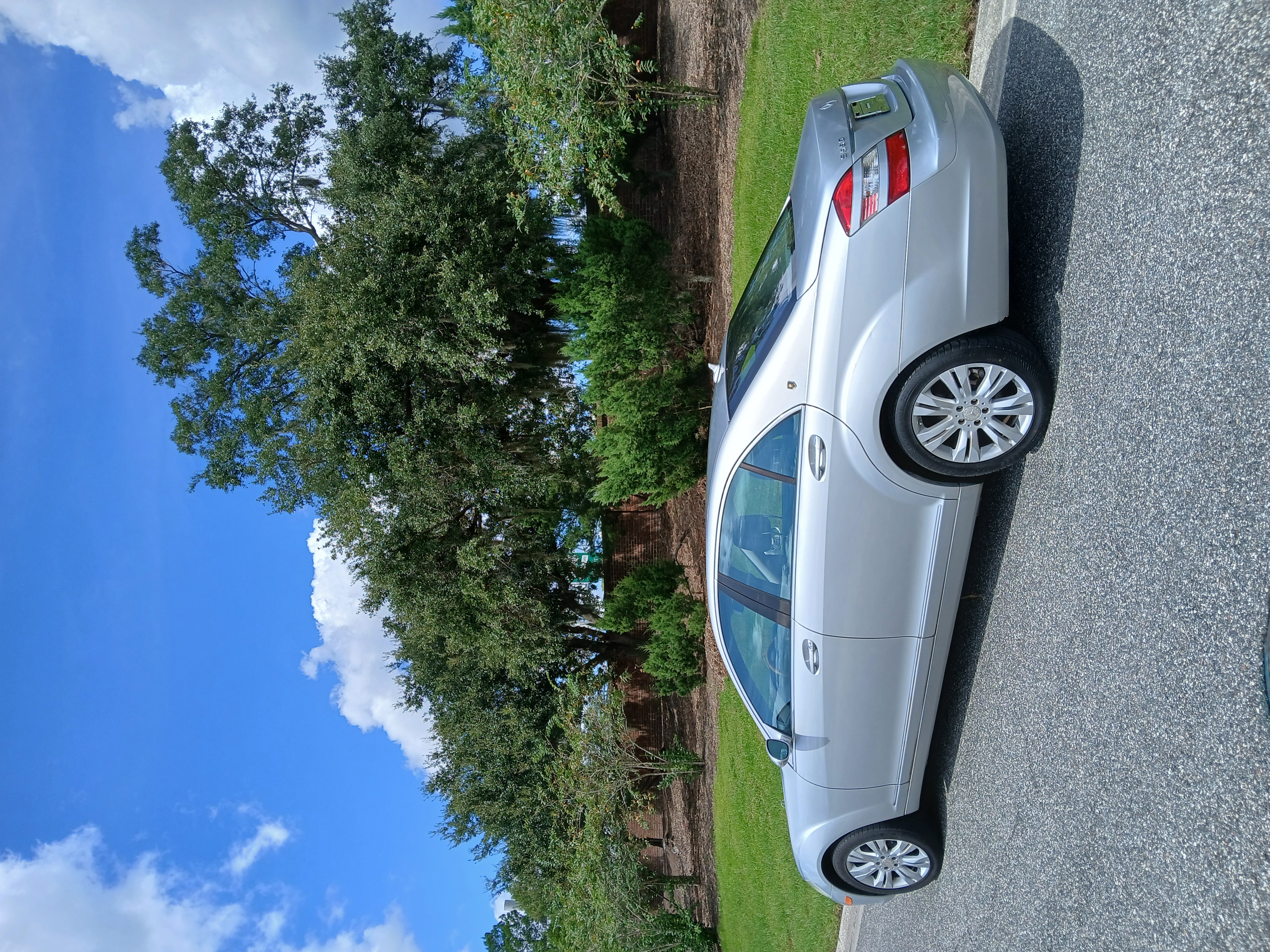Used 2009 Mercedes-Benz S 550 image 2