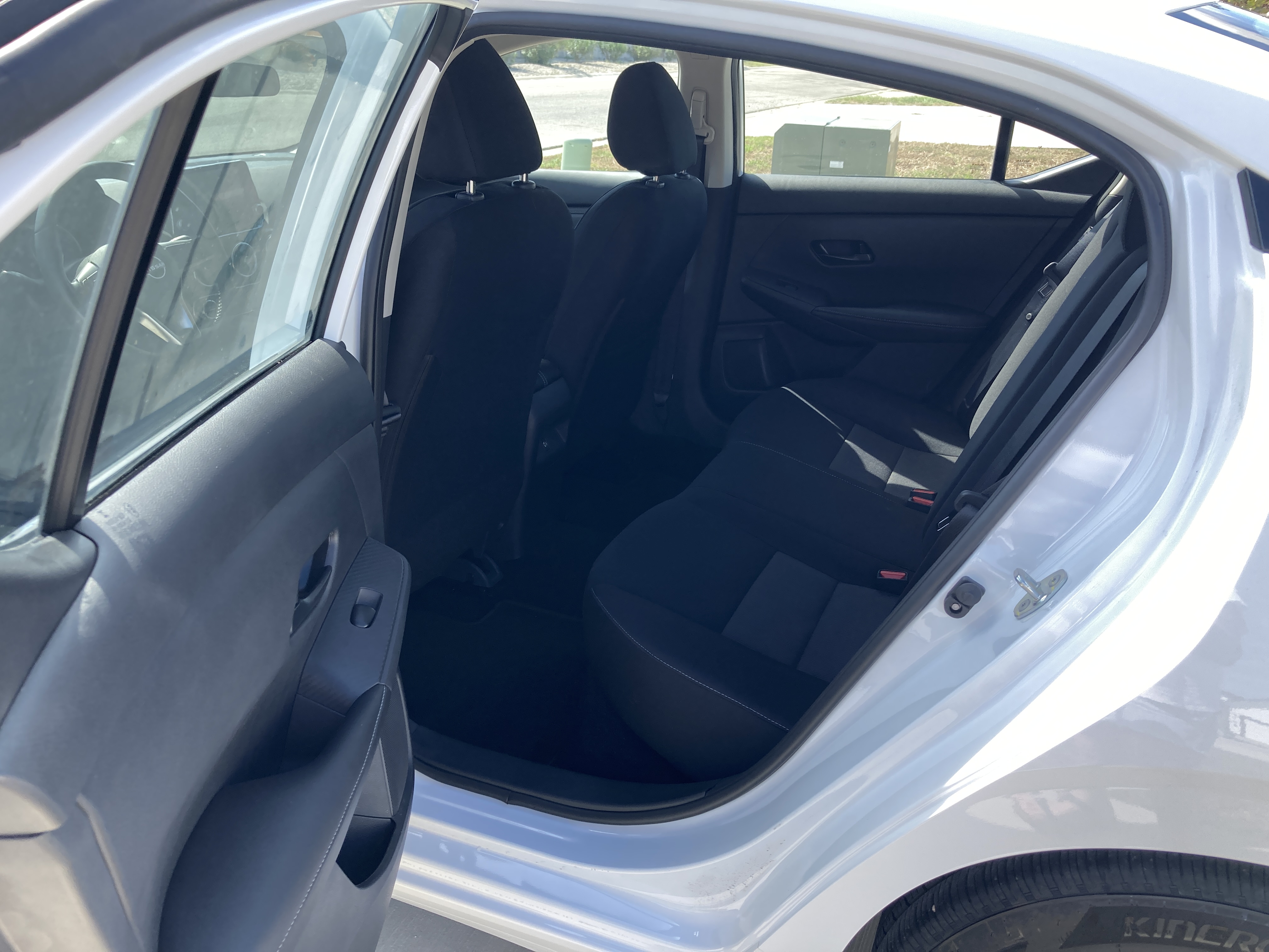 Used 2025 Nissan Sentra SV w/ All-Weather Package FWD image 11