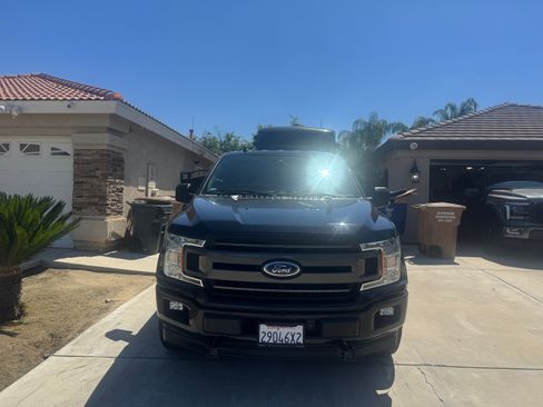 Used 2019 Ford F150 XLT w/ Equipment Group 302A Luxury AWD/4WD image 4
