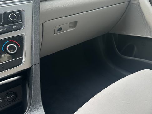 Used 2017 Hyundai Sonata ECO image 15