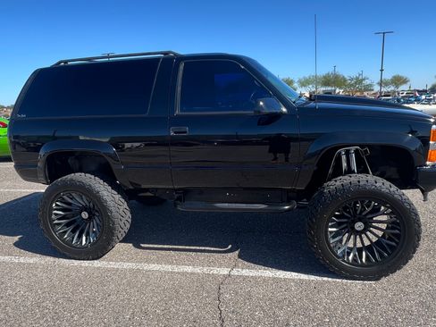Used 1996 Chevrolet Tahoe 4WD 2-Door image 28