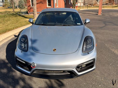 Used 2016 Porsche Cayman GTS image 2