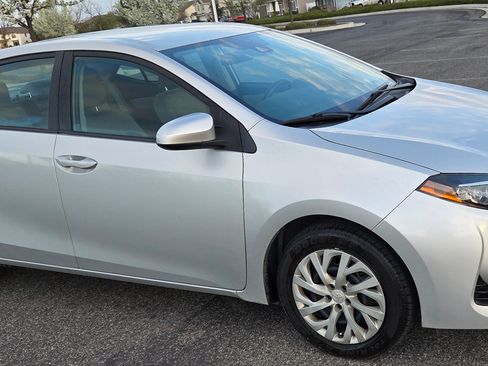 Used 2017 Toyota Corolla LE w/ Carpet Mat Package (TMS) image 1