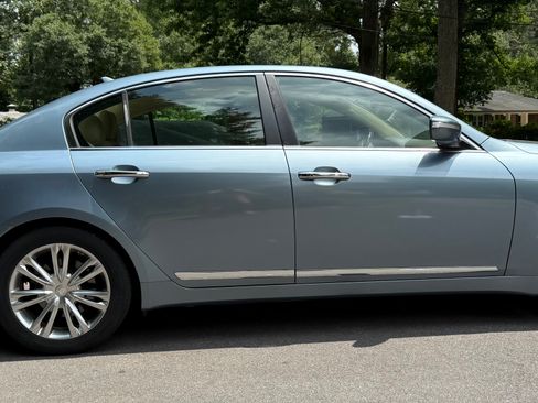 Used 2011 Hyundai Genesis 4.6 RWD image 8