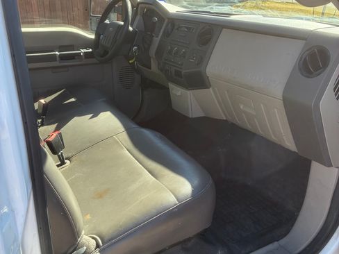 Used 2009 Ford F250 XL image 9