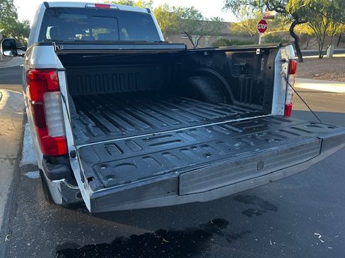 Used 2018 Ford F250 Lariat w/ Lariat Ultimate Package image 12