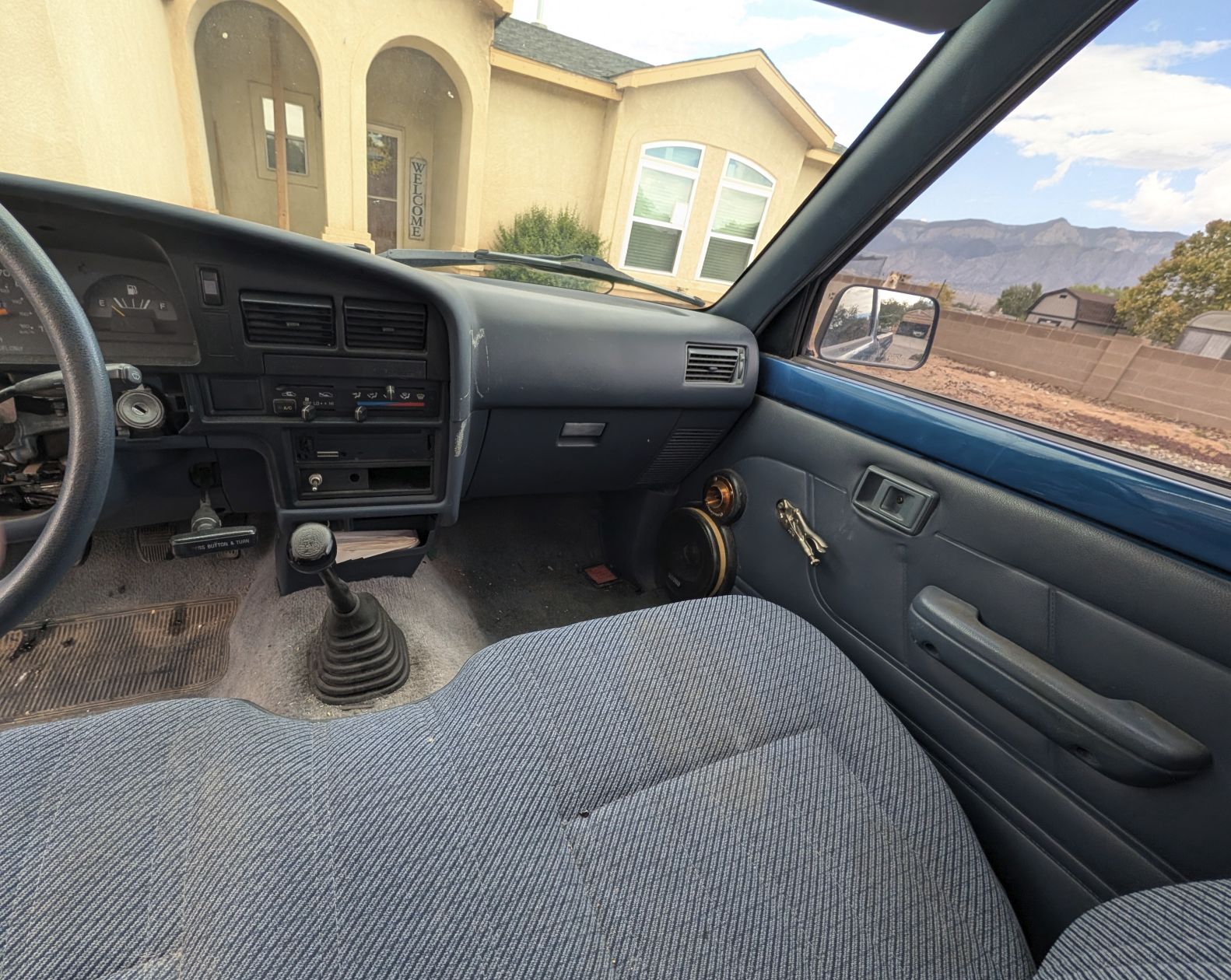 Used 1994 Toyota Pickup 2WD Regular Cab image 8