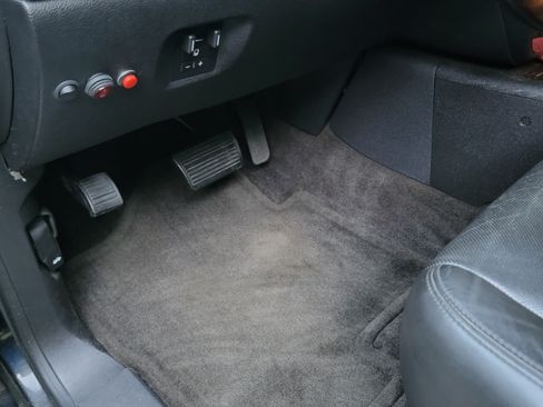 Used 2012 GMC Sierra 2500 Denali w/ Suspension Package, Off-Road image 10