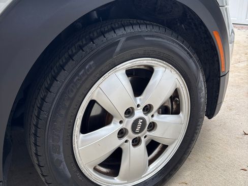 Used 2018 MINI Cooper 4-Door Hardtop image 15