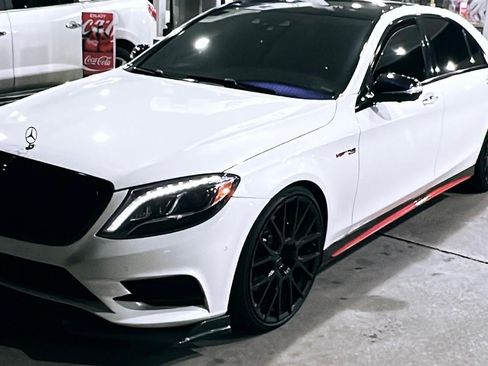 Used 2015 Mercedes-Benz S 550 S 550 4MATIC Sedan 4D image 1