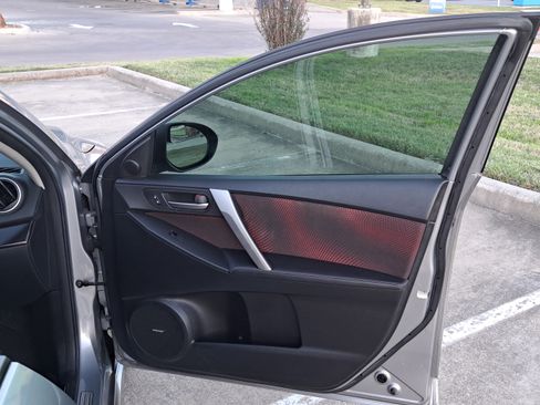 Used 2011 MAZDA MAZDASPEED3 Sport w/ Mazdaspeed Tech Pkg image 28