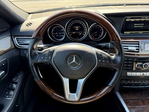 Used 2014 Mercedes-Benz E 350 E 350 4MATIC Sedan 4D image 14