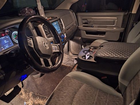 Used 2014 RAM 1500 Lone Star image 17