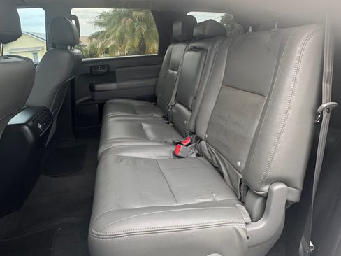 Used 2013 Toyota Sequoia SR5 RWD image 13
