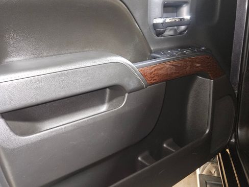 Used 2016 GMC Sierra 1500 SLE w/ SLE Value Package image 14