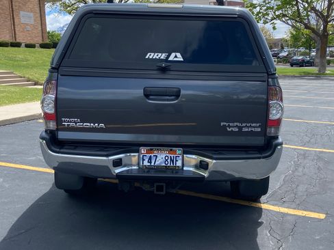 Used 2015 Toyota Tacoma PreRunner w/ SR5 Package image 6