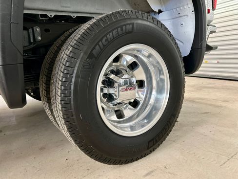 Used 2025 GMC Sierra 3500 Pro w/ 1SA Pro Safety Plus Package AWD/4WD image 14