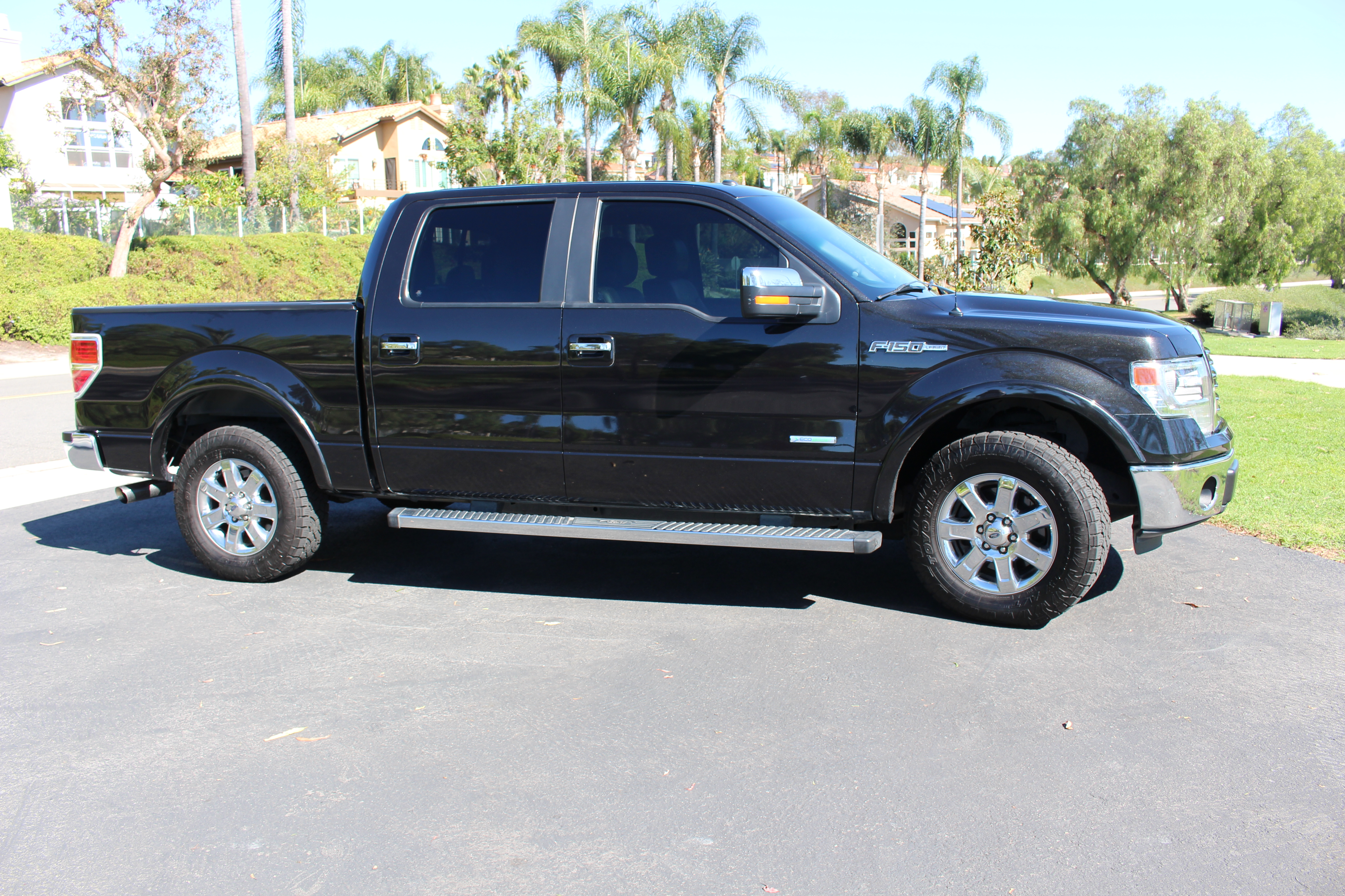 Used 2014 Ford F150 Lariat w/ Equipment Group 502A Luxury RWD image 1