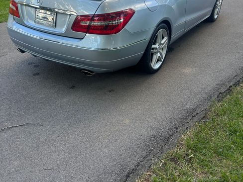 Used 2013 Mercedes-Benz E 350 Cabriolet image 2
