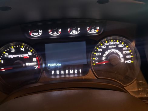 Used 2011 Ford F150 Raptor w/ SVT Exterior Graphics Pkg image 8