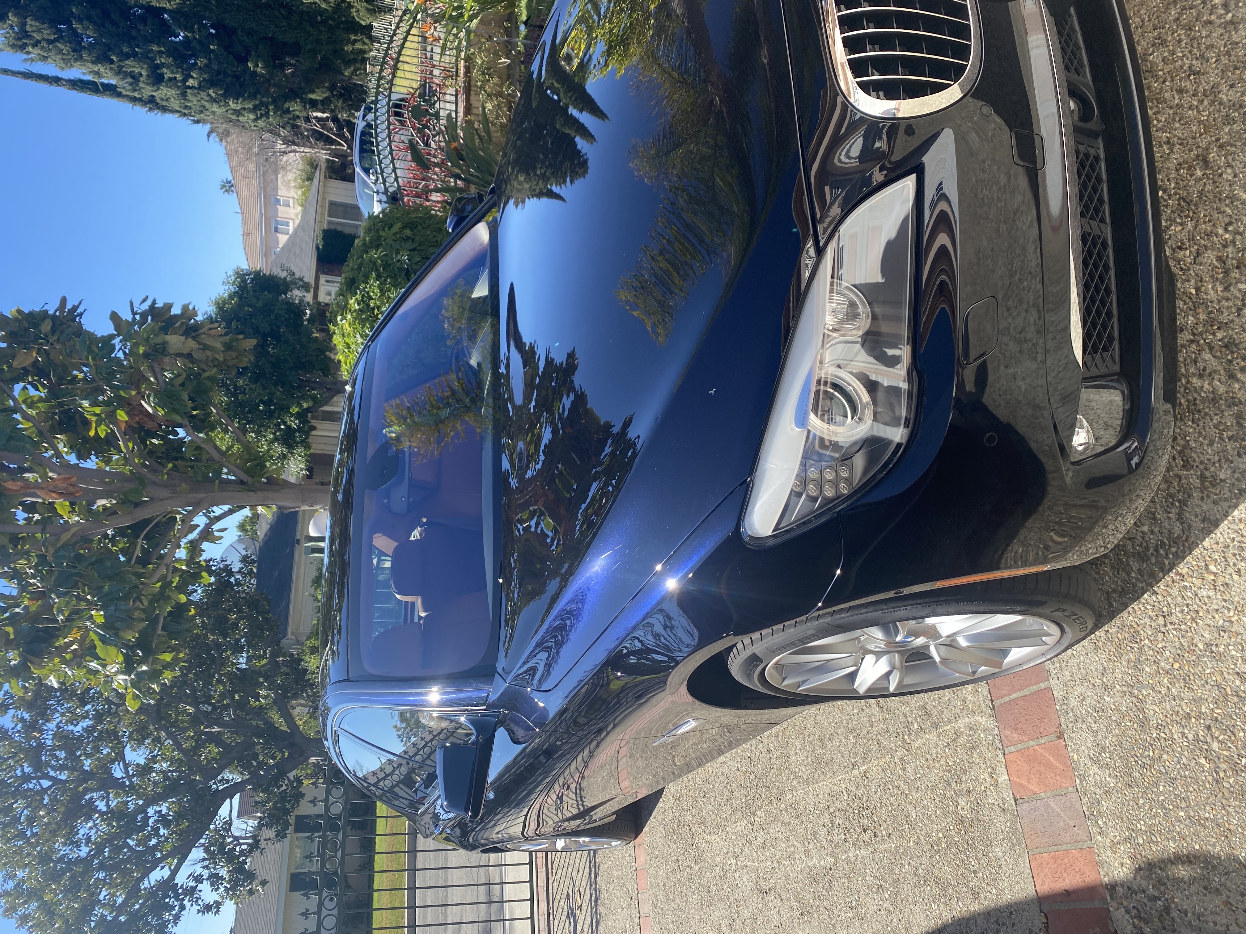 Used 2010 BMW 760Li RWD image 1