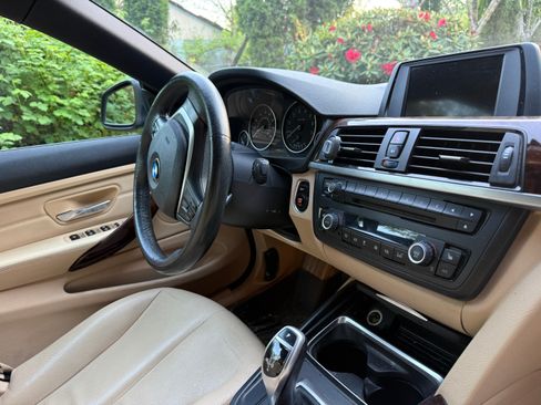 Used 2015 BMW 428i xDrive Convertible AWD/4WD image 12