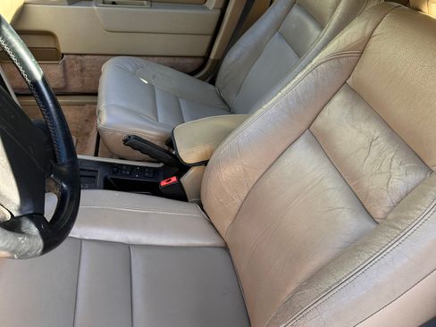 Used 1996 Volvo 850 Turbo image 12