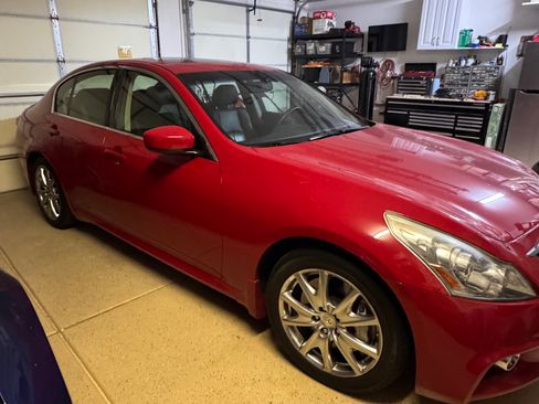 Used 2013 INFINITI G37 Journey w/ Premium Pkg image 4