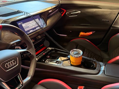 Used 2023 Audi RS e-tron GT image 13