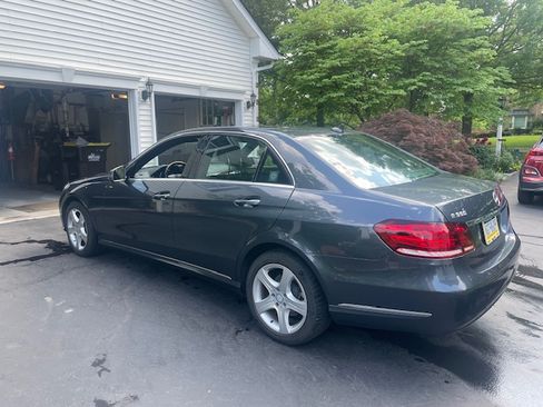 Used 2014 Mercedes-Benz E 350 4MATIC Sedan image 6