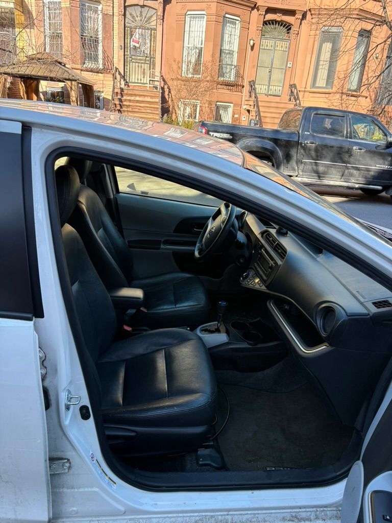 Used 2014 Toyota Prius C Two FWD image 9