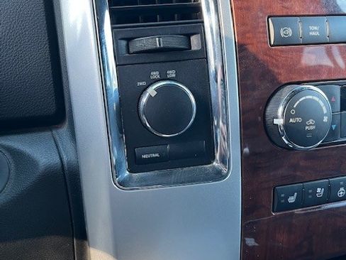 Used 2011 RAM 2500 Laramie w/ Protection Group image 12