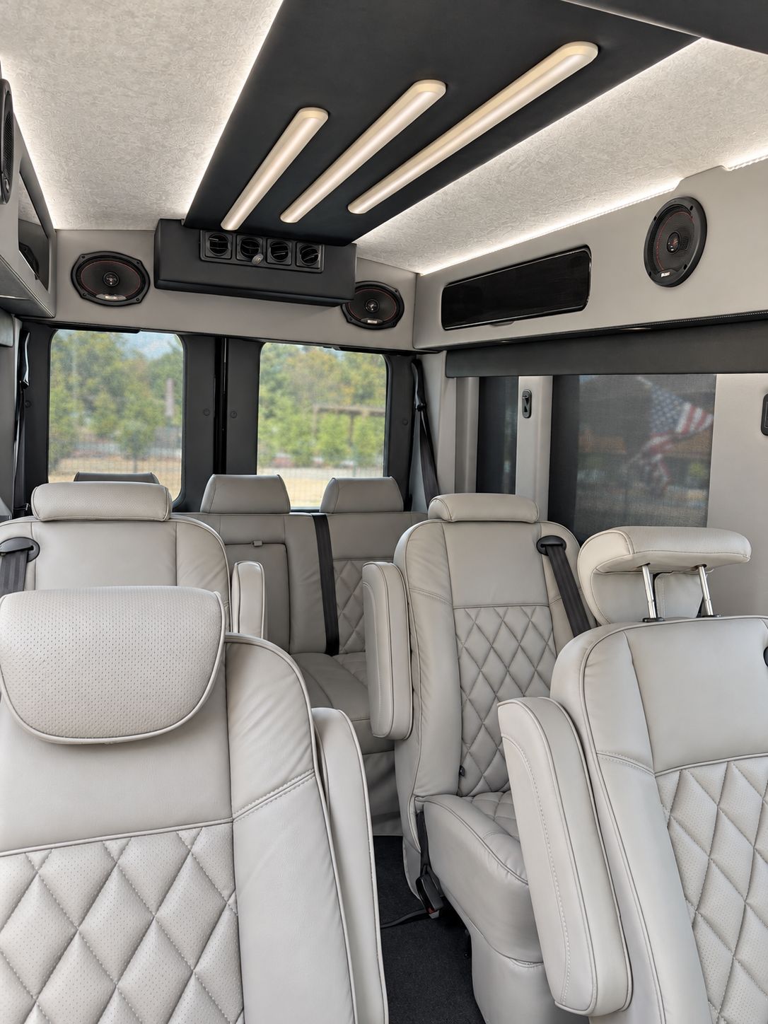 Used 2023 Ford Transit 250 Medium Roof AWD w/ Upfitter Package image 6