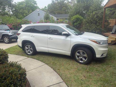 Used 2016 Toyota Highlander Limited image 4