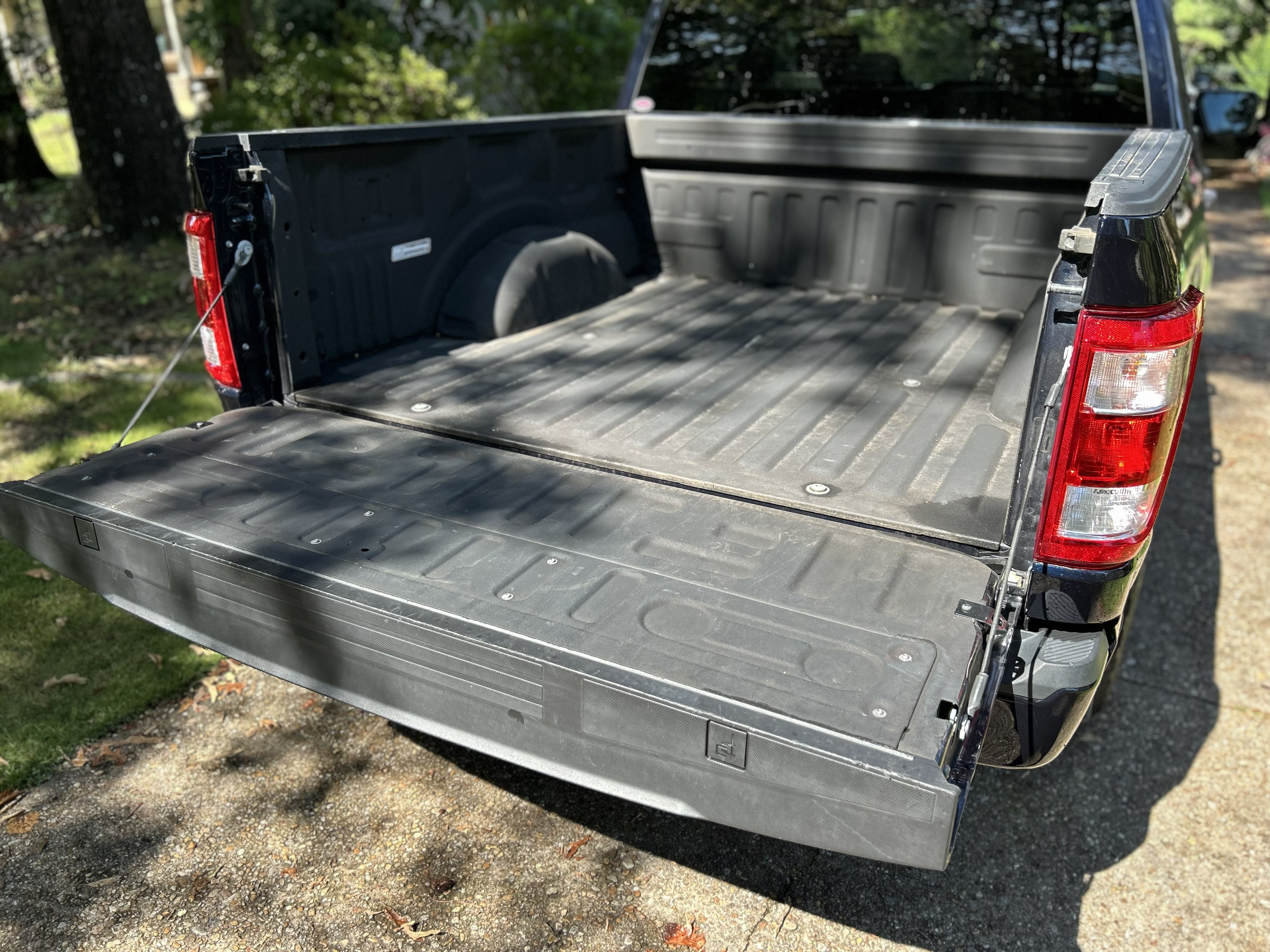 Used 2023 Ford F150 XL w/ STX Appearance Package AWD/4WD image 17