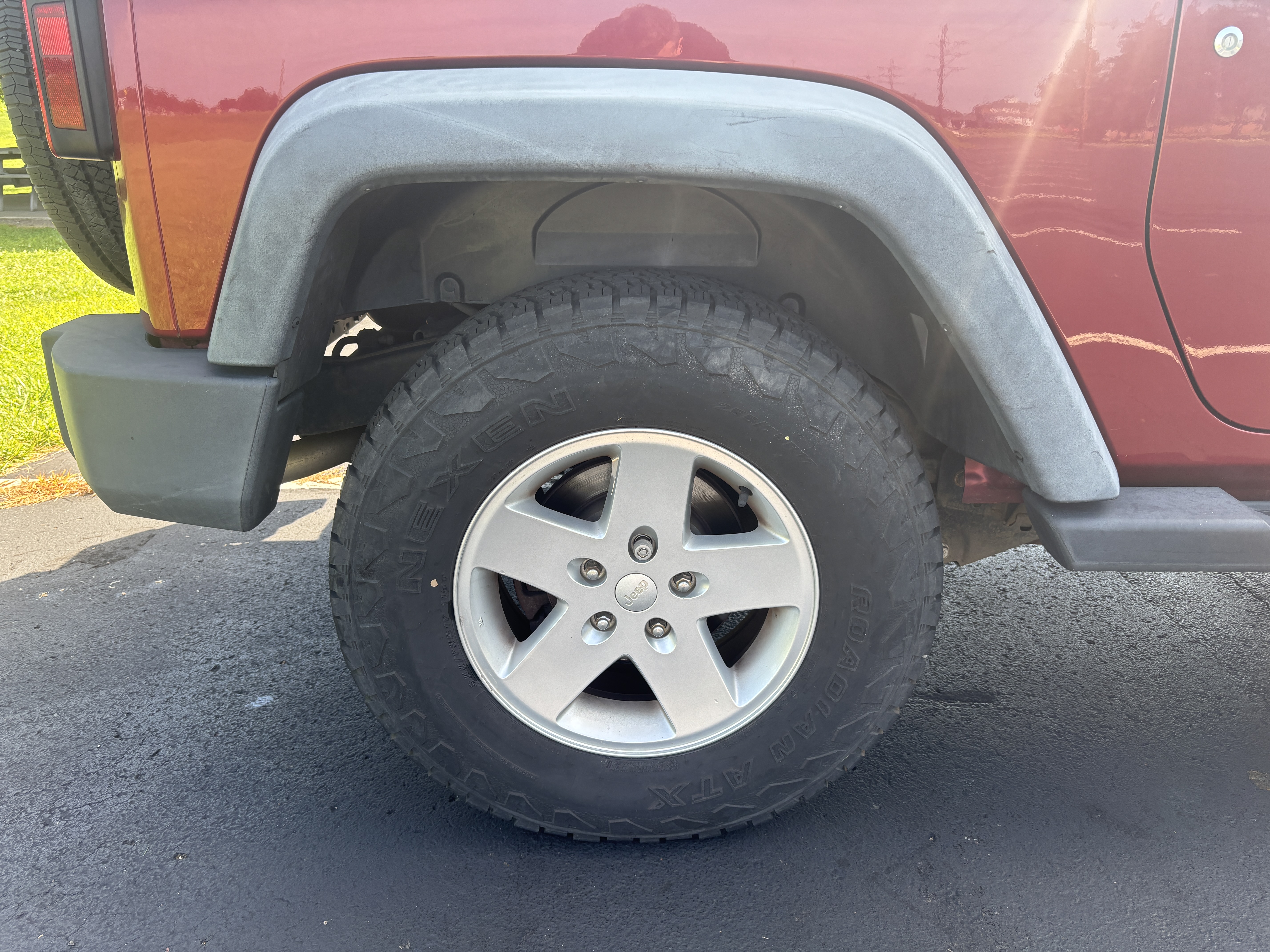 Used 2012 Jeep Wrangler Sport AWD/4WD image 18