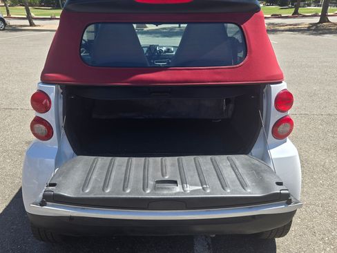 Used 2010 smart fortwo passion image 9