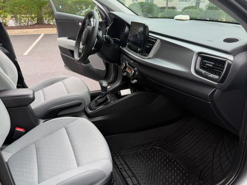 Used 2022 Kia Rio S w/ Technology Package FWD image 16